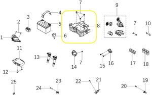 QJ SRK125S Akü Üst Plasatik